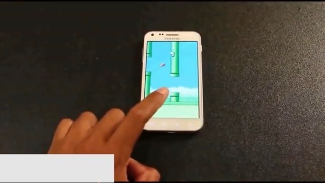 Do you remember the game about this stupid bird? lol, flappy bird, stupid bird, funny, game, phone, samsung phone, hammer.