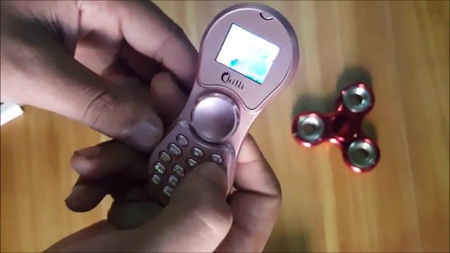World's First Fidget Spinner Phone, Reaction, Tech, Friday Damn, Damn, Spinner Phone, Fidget Spinner, Spinner, Science Technology