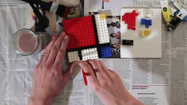 Painting with lego, mondrian, brazil, music in portuguese, the boat, maysa, pes, short film, animation, motion, stop, brickfilm, film, paint, lego, art, art design.