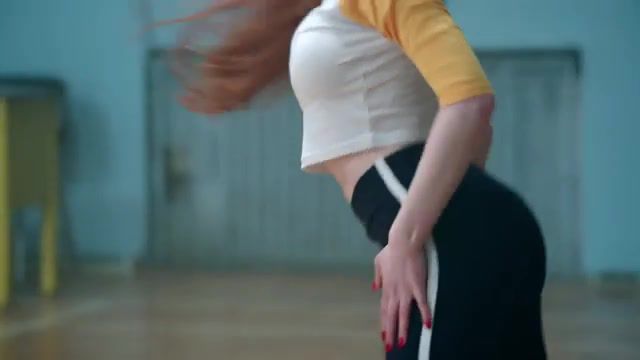 Just dancing girls and music, track paalmbay m'edouses, riverdale, veronica, veronica lodge, dance, twerk, camila mendes, cheryl blossom, madelaine petsch, shorts, yoga pants, tight, booty, hot, tv, show, scene, episode.