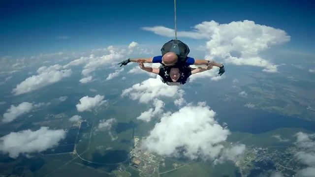 Funny Fishy Flyby, Youtube, Sports, Aircraft, Extreme Sport, Parachuting, I Love Skydiving, Iloveskydiving Org, Teem, Jointheteem