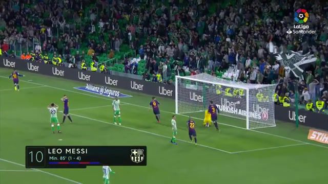 Messi - Video & GIFs | messi,barca,calf,goal,amazing,football,sport,laliga,goalkeeper,sports