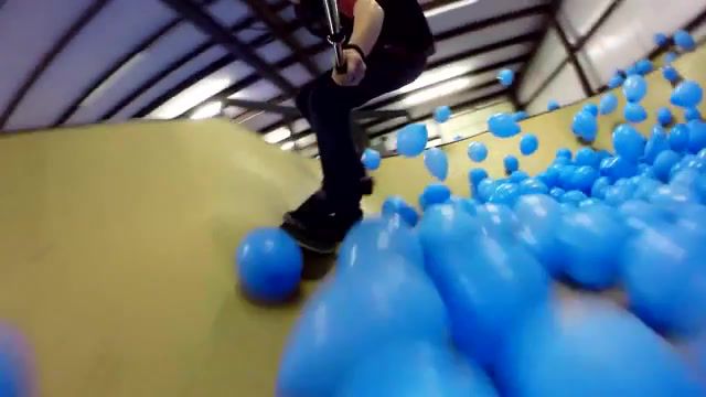 Skateboarding in 5001 balloons, extreme sports, very bad loop, hd, canon, glidecam, 5001, balloon, balloons, skateboarding, skateboard, sports. #2