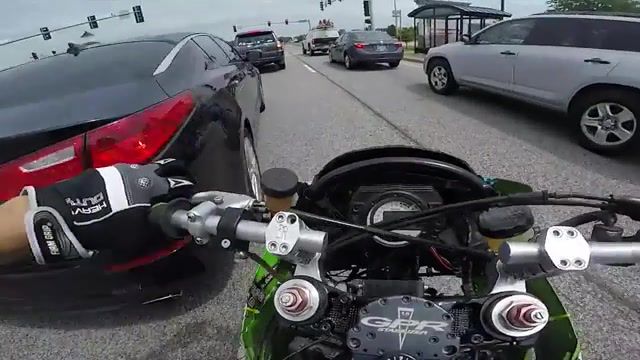 BIKERS VS COPS, Crazy, Motorcycle, Motorcycles, Biker, Bikers, Vs, Versus, Cops, Cop, Police, Policeman, Policia, Police Car, Cop Car, Red And Blue, Drop A Gear And Disappear, Drop, Gear, And, Disappear, Sports