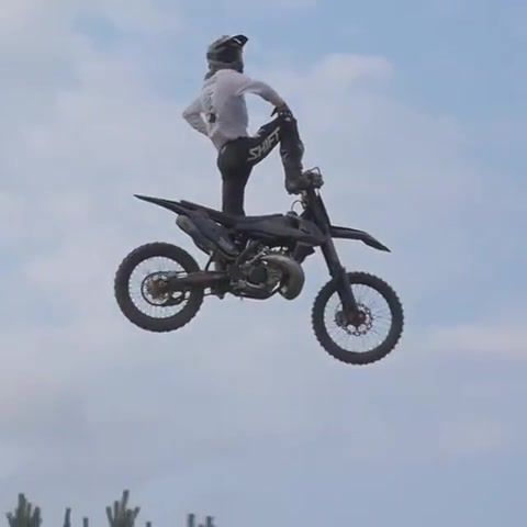 Dancin aaron smith, moto, motorcycles, bike, track, cars, trick, whenever you want.