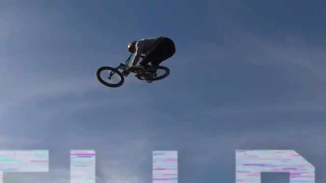 Irek Rizaev barspin to tail whip too barspin - Video & GIFs | bmx,trick,barspin,tailwhip,extreme,jump,dirt,irek rizaev,red bull,jam,event,sports