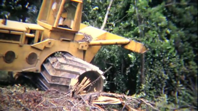 Letourneau g175 tree crusher - Video & GIFs | rg letourneau,heavy equipment,construction equipment,tree crusher,16mm film,mov,forest,history,war,technology,irh4d3 the dripping tears,science technology