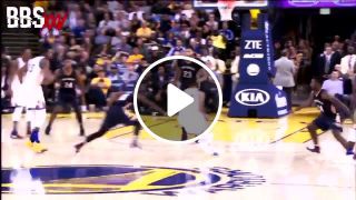 Stephen Curry 13th Tree Pointer