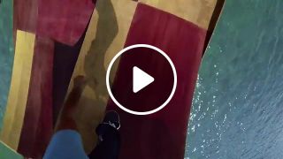 Floating skate ramp