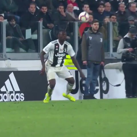 Magic touch by Moise Kean Juventus, Magic, Touch, Moise Kean, Juventus, Juventus Vs Udinese, Mas Que Nada, Black Eyed Peas, Sergio Mendez, Football, Soccer, Sports, Football Skills, Skill, Moments, Newer, Italy, Skills