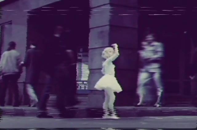 Little Swan. Ballet. Swan. Chaikovsky. City. Fate. Girl. Swan Lake. P And Chaikovsky. Street. Moscow. Mermaid. Drama. Dance.