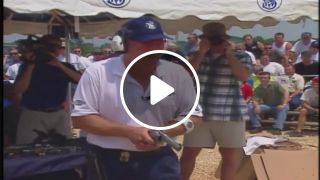 Fastest shooter EVER, Jerry Miculek World record 8 shots in 1 second and 12 shot reload HD