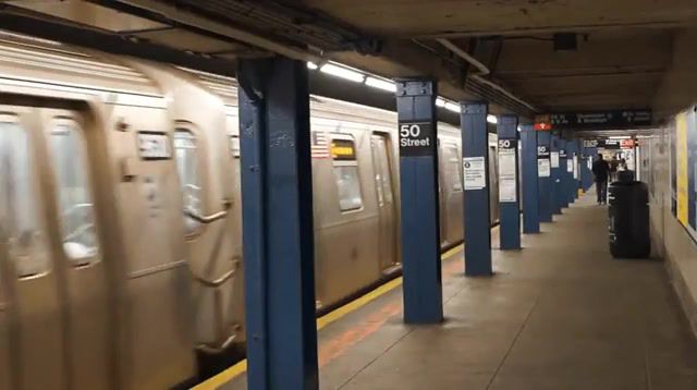 The never ending ny subway, train, loop, art, trip, sub, cinemagraph, cinemagraphs, eleprimer, live pictures.
