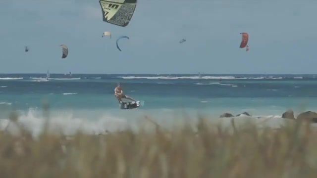Kitesurfing, On The Beach, Chris Rea On The Beach, Extreme, Sport, Kitesurfing, Sports