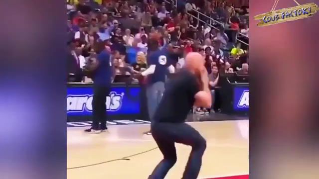 Dance - Video & GIFs | chilloux,basketball,edm,house music,living electro,sport,dance,funny dance,chilloux in,music,goal,sports