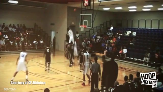 INSANE Dunk Head Over The Rim Javonte Douglas With The Putback Dunk, Sports