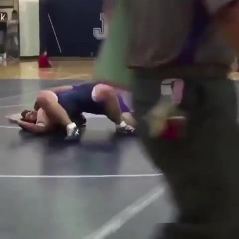 WTF is this referee doing, Wrestling, Ref, Referee, Funny, Sports