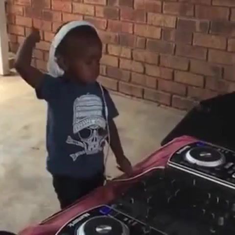 African House DJ