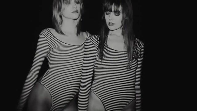 Girls in white stripes, dancing, beautiful, music, models, black and white, hot, pretty, girls, the white stripes the hardest button to button.