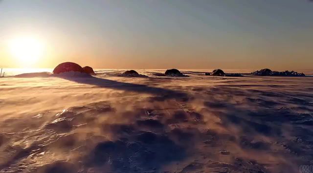 Katabatic winds on the greenland ice sheet, cinemagraphs, orbo, cinemagraph, music, eleprimer, north, south polar, nice, omg, trip, free, gif, loop, sweet, winter, magic, cool, polar, land, ice, wow, good morning, goodmorning, morning, live pictures.