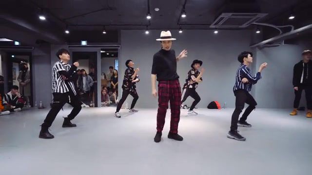 Uptown Funk Mark Ronson ft. Bruno Mars Junsun Yoo Choreography