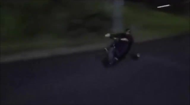 D'EJ'A VU - Video & GIFs | bike,deja vu,flips off,middle finger,funny,memes,dank,dank memes,anime,initial d,trick
