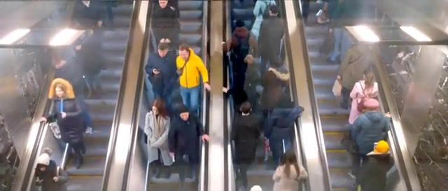 I worry over situations, lazlo bane feat colin hay overkill, russia, moscow, metro, moscow metro, many people, live, rush hour, escalator, nature travel.