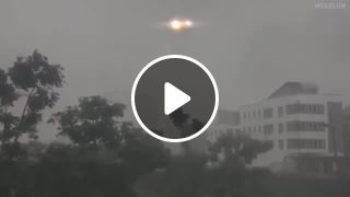 UFO under Thunder Storm displays immense Skills of Technology wt Aliens Alien's possess