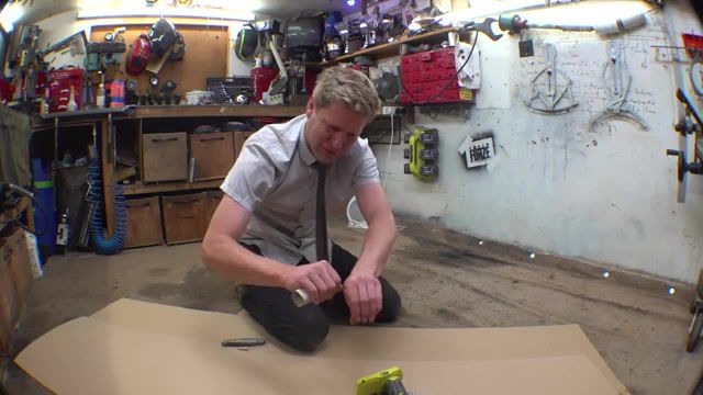 Arm mounted hydraulic jaws, colin, furze, arm, mounted, hydraulic, jaws, crusher, tonnes, jaws of life, power, mobile, epic, amazing, science technology.
