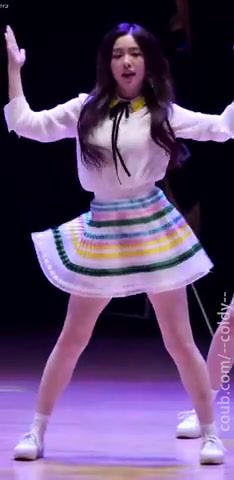 Red Velvet Irene - Video & GIFs | 3lau is it love,stage mix,dance mashup,kpop mashup dance,mashup,kpop dance,korean girl dance,korean girls,dance,korean girl,kpop fancam,fancam,asian,korean,k pop,kpop,irene,red velvet irene,red velvet