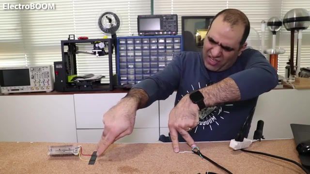 Do not try this at home, Educational, Electrical, Electroboom, Science, Electronics, Engineering, Entertainment, Equipment, Measurement, Experiment, Mehdi, Mehdi Sadaghdar, Arc, Mishap, Physics, Sadaghdar, Test, Tools, Circuit, Funny, Learn, Shock, Spark, Discharge, Tesla Coil, Biocharger, Jump Start, Crank, Body Resistance, Grounding, Fake, Placebo, Glowing Gas, Science Technology