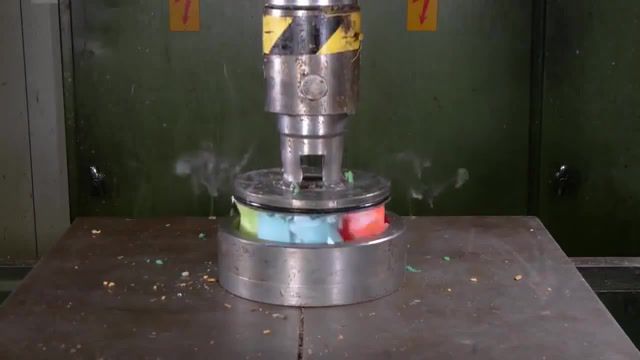 Epic, thx intro, thx sound effect, thx, crushing candles with a hydraulic press, candles crushed, hydraulic press, candles, candle, satisfying, science technology.