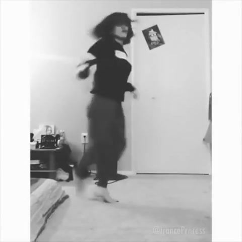 Girl Shuffle Dance - Video & GIFs