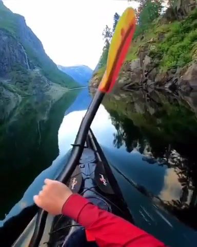 Kayaking in Viking Valley, Kayaking