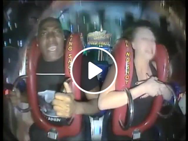COOLIO sings Gangsta's Paradise on the Sling Shot