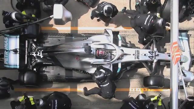 Pit It Again - Video & GIFs | f1 drive to survive season 2,sports,drive to survive,netflix original series,netflix,pitstop,mercedes,formula 1,f1,do it again,chemical brothers