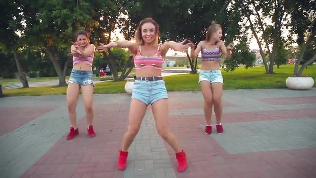 Show me dance 2, dance, dancing, best, music, boobs, girl, fun, vine, twerk, shuffle, trend, hot, party.