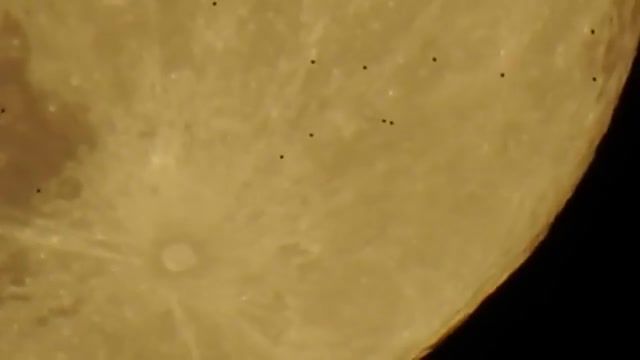 Multiple UFO's Filmed Moving Across the Moonlight, Viralhog, Nature Travel