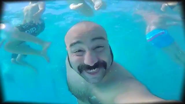 Bul bul smile, mashup, underwater, kristen stewart, vincent cel, in the pool.