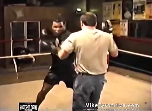 Mike Tyson training on pads, Mike Tyson, Box, Sports