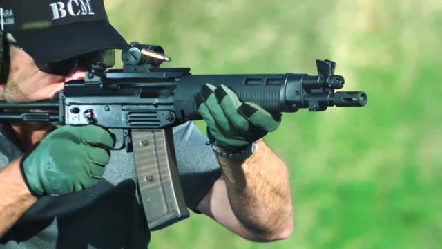FAME SG 543 - Video & GIFs | larry,vickers,tac tv,vickers tactical,gun,weapon,firearms,pistol,rifle,training,shooting,history,rare,ak 47,famae,sg,540,543,sig,swiss,switzerland,chile,ault rifle,full auto,automatic,fully auto,510,550,san,m16,m4,ar 15,carbine,ak 74,slow motion,slowmo,slo mo,high speed,bullet time,542,7 62,5 56,nato,military,army,special forces,specops,devgru,delta,operator,science technology