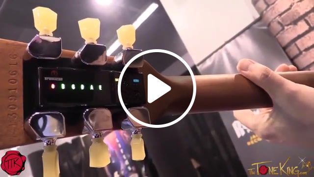 Auto tuner robot, best vines, funny vines, funny, funniest, guetar, the tone king, gibson, robot, future, wow, science technology. #0