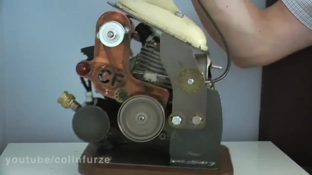 THE CHAINSAW LAMP, Colin, Furze, Chainsaw, Lamp, 2 Stroke, Powwer, Man, Noise, Ford Mustang, French, Dieselpunk, Steampunk, Retro, Upcycling, Awesome, Funny, Invention, Inventor, Mad Man, Science Technology