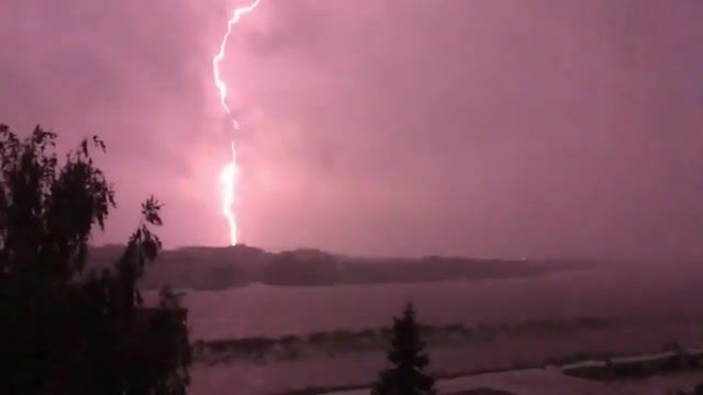 Blow of god - Video & GIFs | lightning,strike,blow,god,nature travel