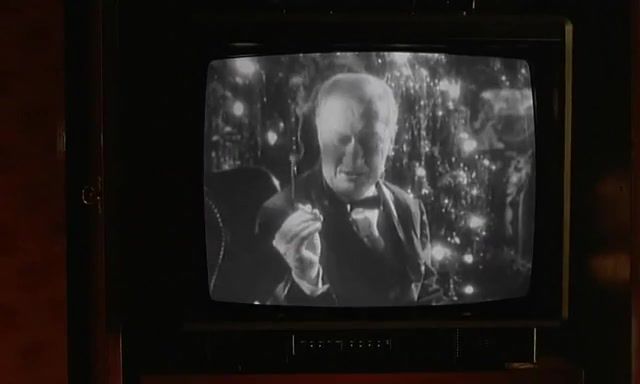 Smart TV, Departed, Home Alone 2, Lost, Lost In New York, Matt Damon, Tv, Black And White, Hold It, Smell, Elevator, Random, Hybrids, Loop, Mashup, Movies, Movies Tv
