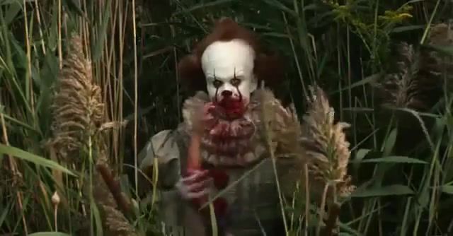 Love from a first spoon, It It Pennywise, Potion, Making, Scene, Full, White, Queen, Alice, In, Wonderland, Magic, Buttered, Fingers, Tim, Burton, Mashup