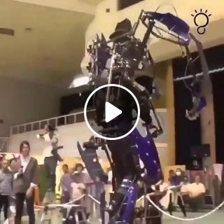 The skeletal exoskeleton suit is not powered