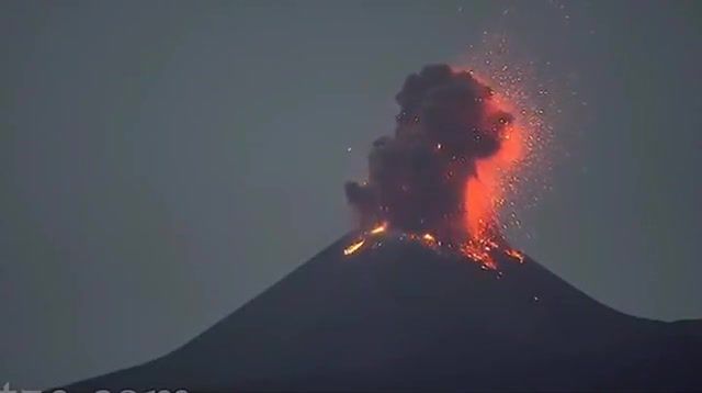 Dirty thunderstorm - Video & GIFs | thunder,volcano,nature travel