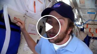 Zero Gravity with Kate Upton and Howard Wolowitz