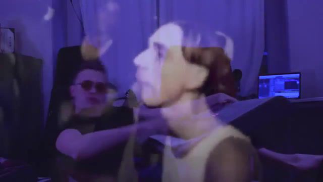 When you only know 5 notes but you gotta set the club on fire - Video & GIFs | yosuto,meme,seth everman,davie504,kmac,when you,gigi d,agostino,l,amour toujours,i,m the scatman,bla bla bla,electro,techno,darude,sandstorm,in the club,germany,berlin,music